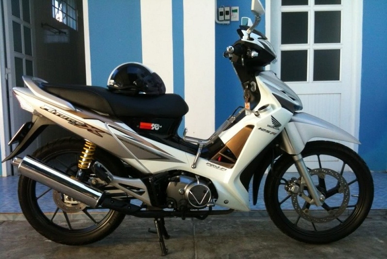 he lo 5 xe honda yamaha lang le ngung san xuat