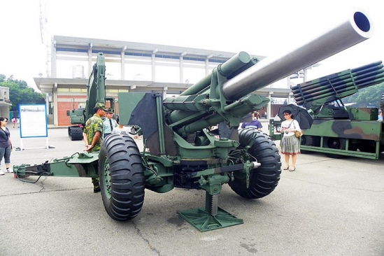 Lai lịch pháo kéo 155mm độc nhất của Việt Nam