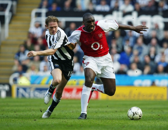 Huyền thoại Sol Campbell của Arsenal sang Việt Nam hình ảnh 1 Huyền thoại Sol Campbell của Arsenal sang Việt Nam