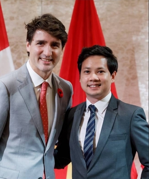 Phản ứng của Thu Thảo khi chồng khoe ảnh với Thủ tướng Canada