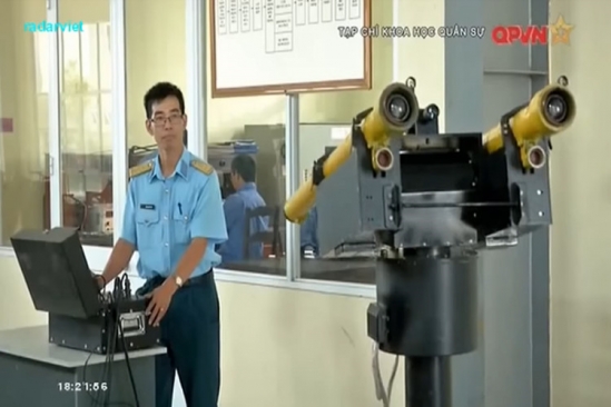 Mục kích tên lửa A72 Việt Nam diễn tập phòng không tầm thấp