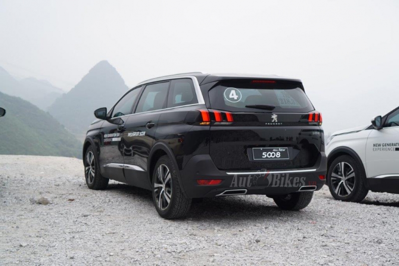 so sanh peugeot 3008 va peugeot 5008 truoc gio ra mat