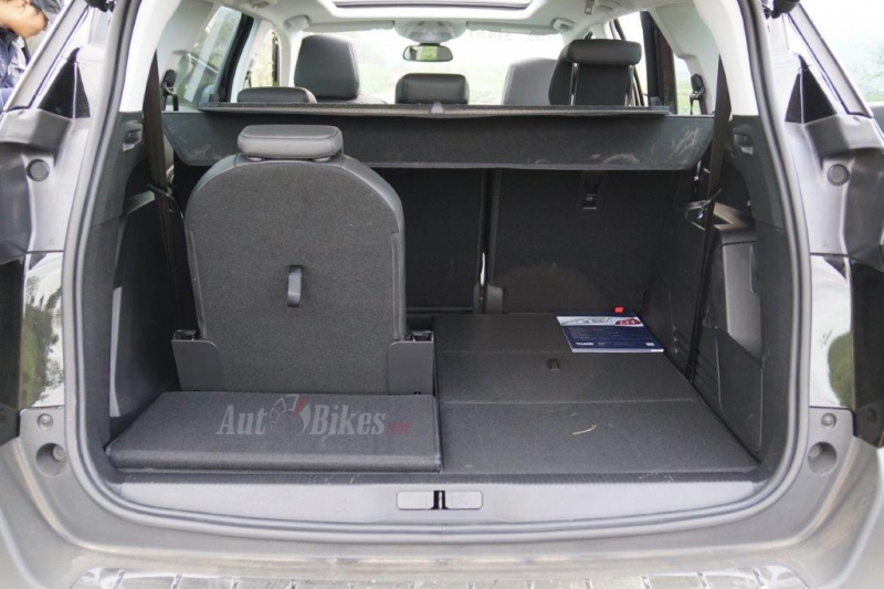 so sanh peugeot 3008 va peugeot 5008 truoc gio ra mat