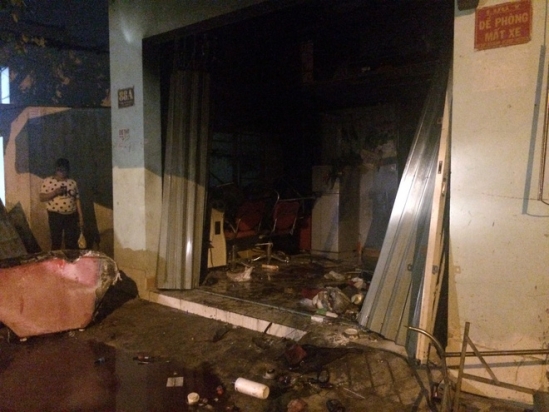 Đôi nam nữ bốc cháy trong căn nhà khoá trái cửa ở Sài Gòn