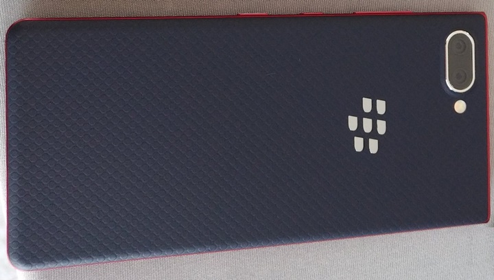 Lộ diện phiên bản BlackBerry KEY2 Lite, rẻ hơn bản gốc KEY2