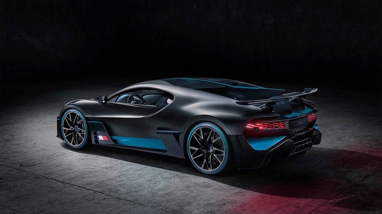 he lo 5 su that bat ngo ve sieu xe bugatti divo