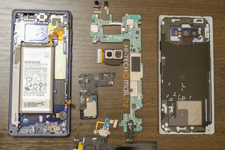 Xẻ thịt Galaxy Note9 cho thấy hệ thống làm mát nước-cacbon" cỡ lớn