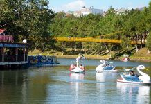 Công viên Diên Hồng cũng thu hút đông đảo du khách đến tham quan. (Ảnh nguồn internet)