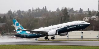 Các phi công hé lộ chỉ học bay Boeing 737 MAX qua iPad