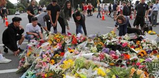 New Zealand: Nghi phạm vụ xả súng im lặng khi ra tòa
