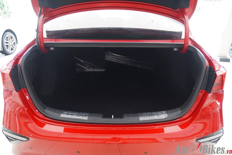 Ảnh thực tế Kia Cerato 2019 tại đại lý anh thuc te kia cerato 2019 tai dai ly