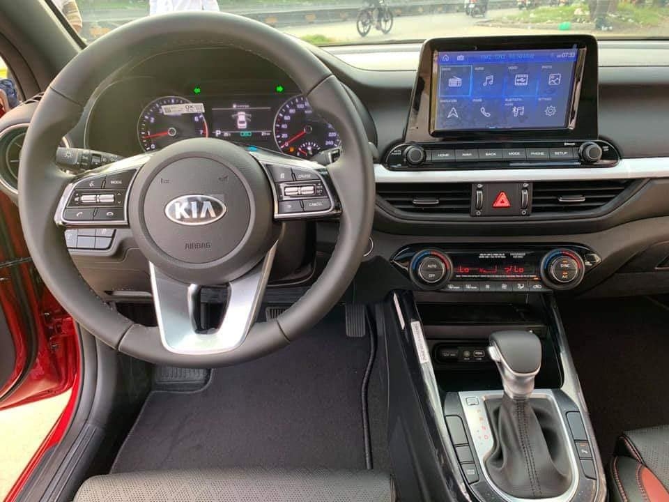Ảnh thực tế Kia Cerato 2019 tại đại lý anh thuc te kia cerato 2019 tai dai ly
