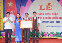 Trường THCS Dân tộc nội trú huyện Phú Thiện đón bằng Công nhận Trường đạt chuẩn Quốc gia. Ảnh: Đ.P