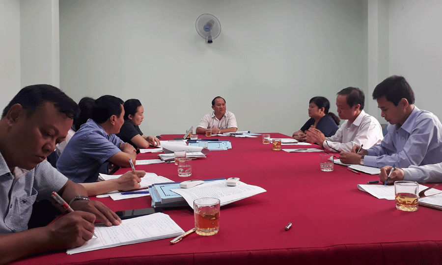 Quang cảnh cuộc họp. Ảnh: N.T