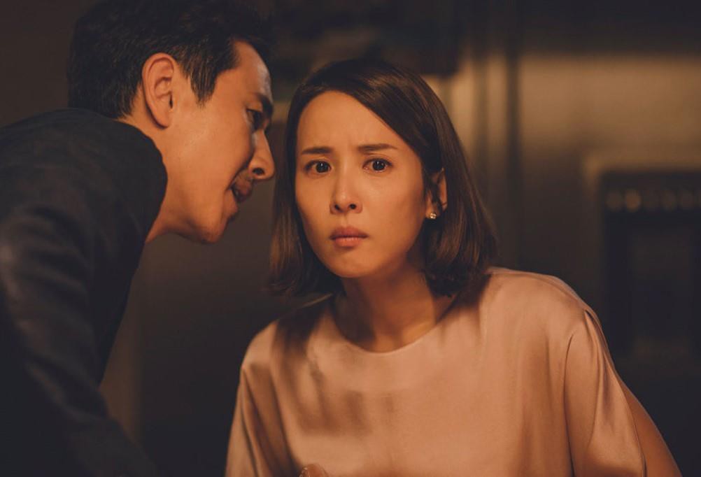 Váy áo gợi cảm, trẻ trung của mỹ nhân phim 18+ đóng 'Ký sinh trùng' Ảnh 1 Váy áo gợi cảm, trẻ trung của mỹ nhân phim 18+ đóng 'Ký sinh trùng' Ảnh 1