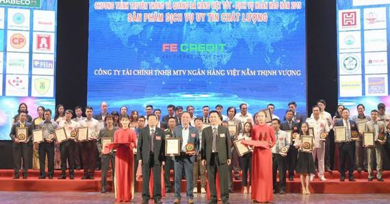 FE CREDIT lọt top 10 hàng Việt tốt vì quyền lợi người tiêu dùng 2019 Ảnh 1