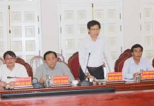 Vụ trưởng Vụ Nông nghiệp và PTNT Nguyễn Văn Tiến phát biểu tại buổi làm việc. Ảnh: N.D