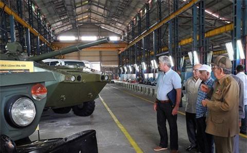 Cuba hỗ trợ Việt Nam công nghệ bảo quản xe thiết giáp Ảnh 2