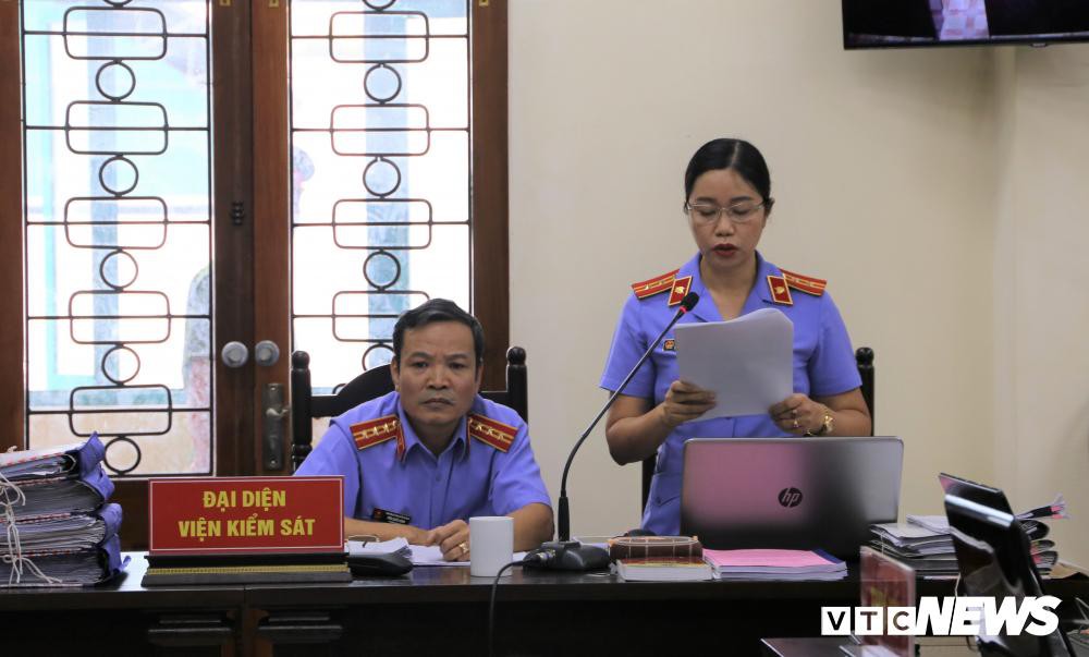 Xử gian lận thi cử ở Hà Giang: Kẻ chủ mưu bị đề nghị mức án 8-9 năm tù Ảnh 2