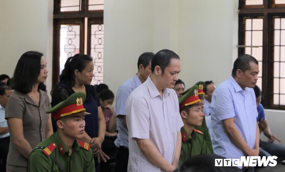 Xử gian lận thi cử ở Hà Giang: Kẻ chủ mưu bị đề nghị mức án 8-9 năm tù Ảnh 3