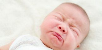  Tại sao trẻ sơ sinh không có nước mắt hay mồ hôi?
			