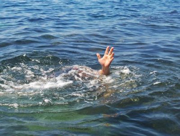 Nữ sinh đuối nước khi tắm biển cùng nhóm bạn ở Quảng Trị ảnh 1