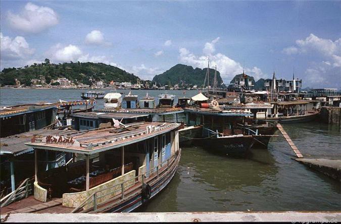 Kho ảnh khổng lồ về Việt Nam 1991-1993: Thiên đường Hạ Long Ảnh 7