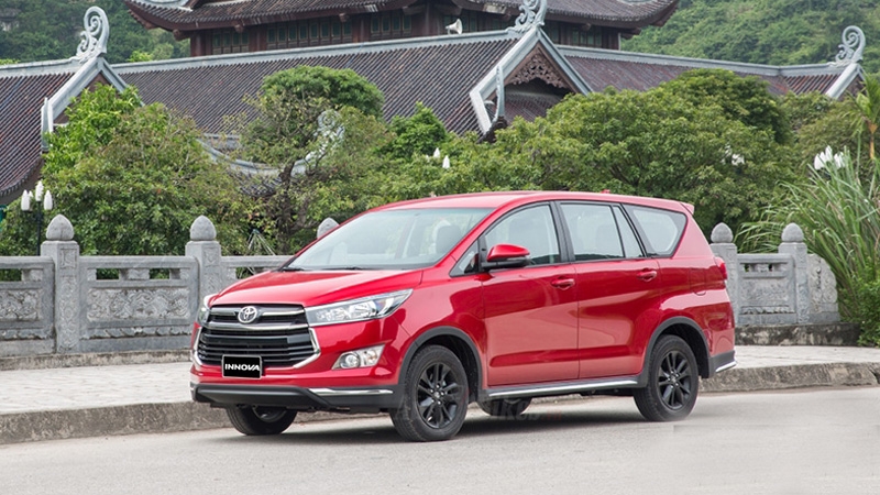 toyota o a t gia m gia to i ga n 100 trie u cho fortuner innova va altis
