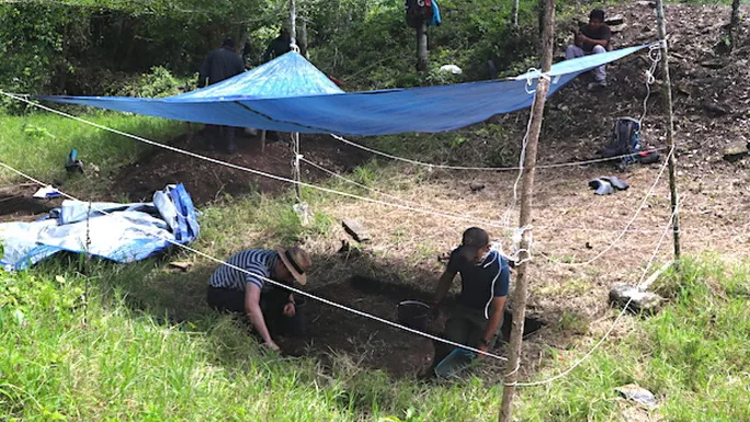 Công trình khai quật đã bắt đầu từ sân sau của một trại gia súc- ảnh do nhóm nghiên cứu cung cấp