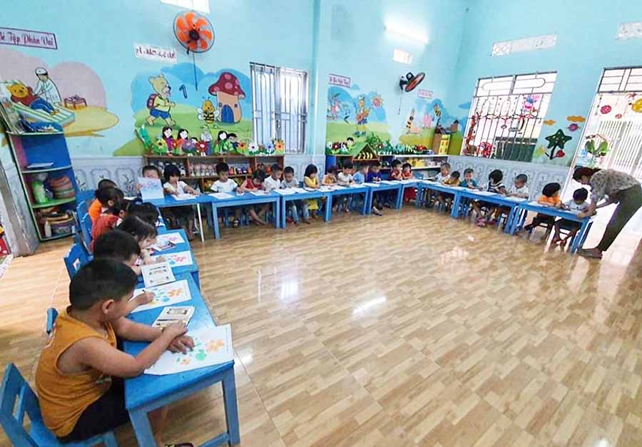   Việc học sinh tạm nghỉ học khiến các trường mầm non tư thục gặp khó về tài chính. Ảnh: N.T