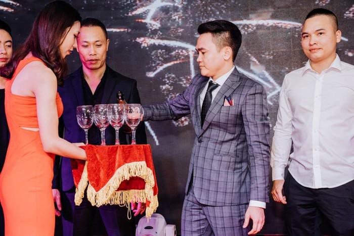 Diễn viên Phạm Tiến Chung nổi bật trong bộ ảnh mới Ảnh 6