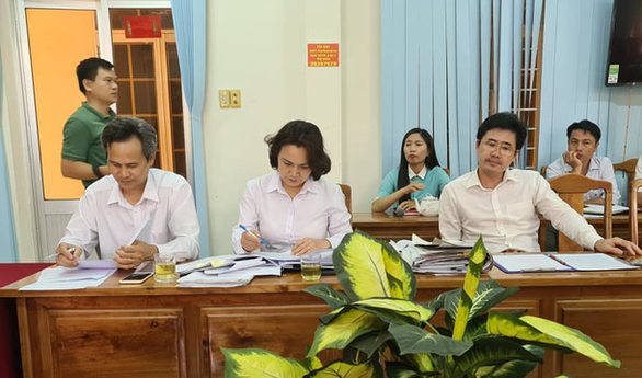 Bị cáo nhảy lầu tự tử sau tuyên án: TAND tỉnh Bình Phước nói hoàn toàn công tâm, vô tư - Ảnh 2.