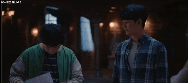 Điên Thì Có Sao tập 6: Ngoài mặt ghét cay đắng nhưng 'cụ' Kim Soo Hyun dọn về ở chung với 'khùng nữ' Seo Ye Ji Ảnh 2