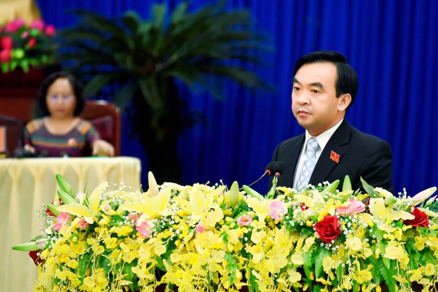 Phó Chủ tịch Thường trực HĐND tỉnh Đặng Phan Chung phát biểu bế mạc kỳ họp. Ảnh: Đức Thụy