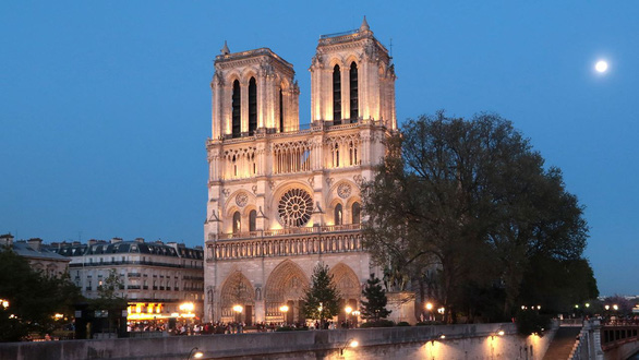 180 tấn chì của nhà thờ Đức Bà Paris sau hỏa hoạn đã bay đi đâu? - Ảnh 8.