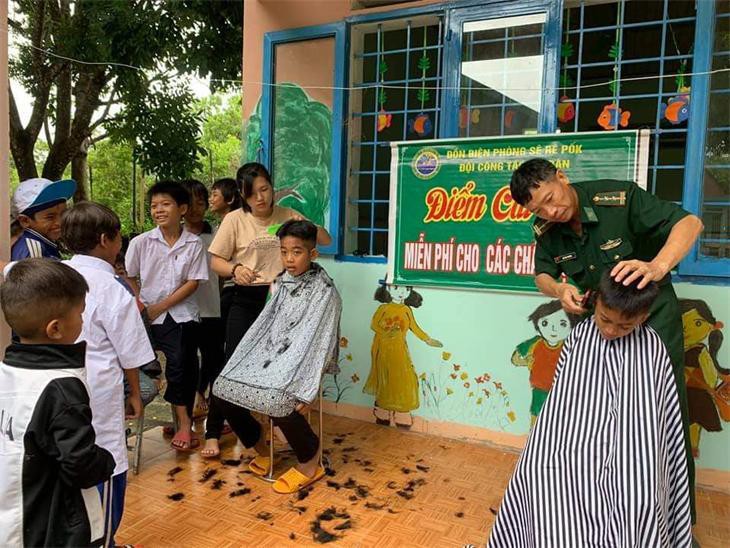 Trường Trung cấp Biên phòng 2 tổ chức Lễ tốt nghiệp cho 26 học viên đào tạo Trung Cấp Biên phòng Khóa 23 Ảnh 1