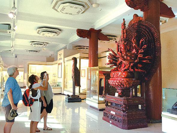Bảo tàng Lịch sử Việt Nam Ảnh 1