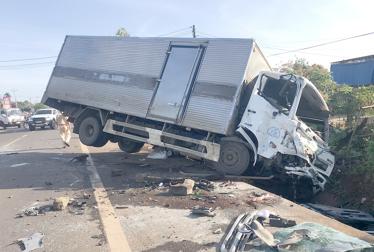 Vụ tai nạn giao thông xảy ra trên quốc lộ 14-đoạn qua thôn Phú Vinh (xã Ia Băng, huyện Chư Prông) vào đầu tháng 9-2020. Ảnh: Văn Ngọc