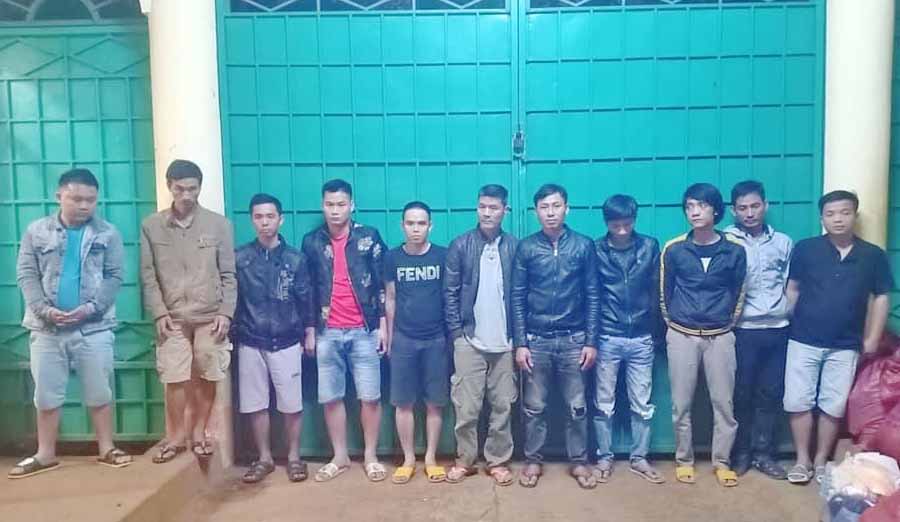 11 đối tượng đã bị tạm giam. Ảnh: Văn Ngọc