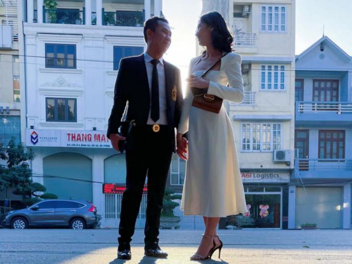 Sau 3 tháng ly hôn, chồng cũ Lệ Quyên hẹn hò thí sinh Hoa hậu Việt Nam - Cẩm Đan: Chênh nhau 27 tuổi Ảnh 2