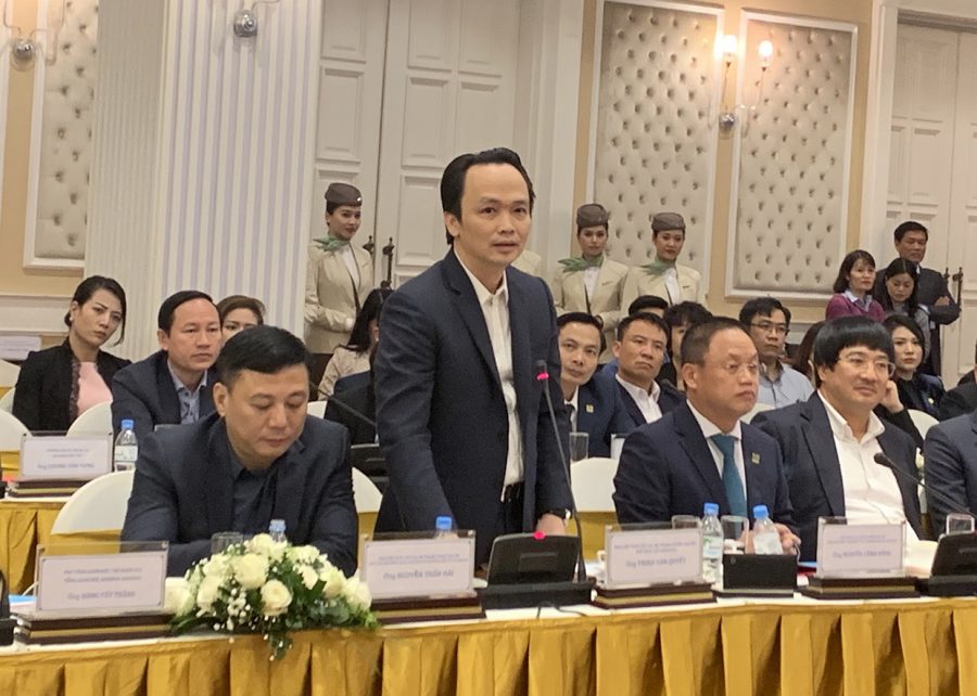 Ông Trịnh Văn Quyết-Chủ tịch Hội đồng Quản trị Công ty cổ phần Tập đoàn FLC cam kết sớm triển khai và hoàn thành các dự án đầu tư hạ tầng trên địa bàn tỉnh. Ảnh: Hà Duy 1