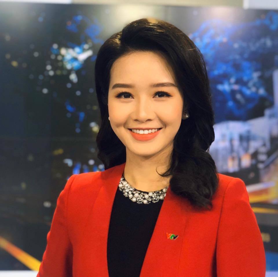 Biên tập viên VTV bị cắt sóng vì mặt quá trẻ sau khi dẫn 3 tháng