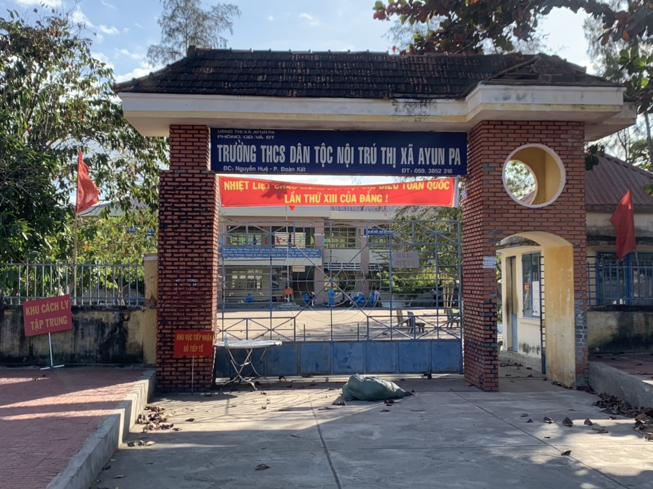 Trường THCS Dân tộc Nội trú thị xã vừa được trưng dụng làm khu cách ly thứ 2 tại thị xã Ayun Pa.Ảnh.Vũ Chi