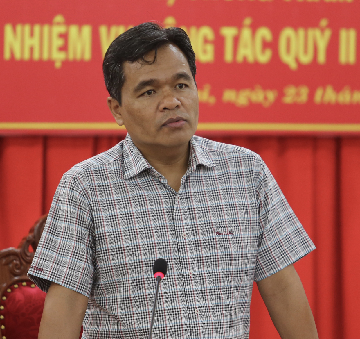 Bí thư Tỉnh ủy Hồ Văn Niên phát biểu kết luận tại hội nghị. Ảnh: Văn Ngọc 3