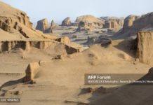 Sa mạc Lut ở Iran là nơi nóng nhất trên Trái đất với nhiệt độ bề mặt lên tới 80,8 độ C. Ảnh: AFP