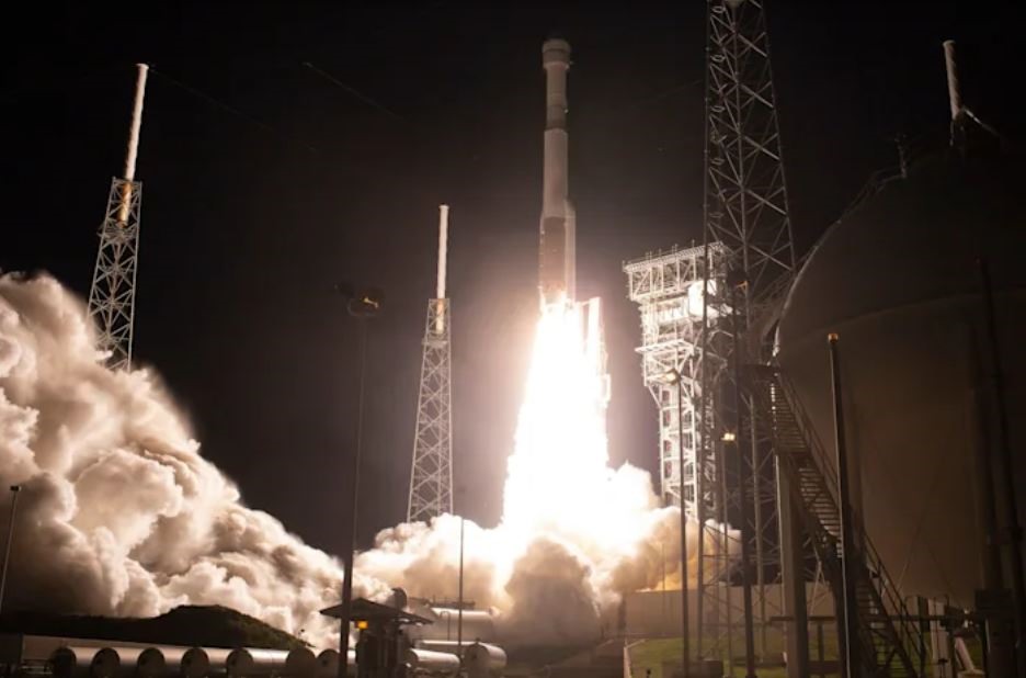Tên lửa Atlas V phóng tàu vũ trụ CST-100 Starliner của Boeing trong thử nghiệm năm 2019. Ảnh: NASA