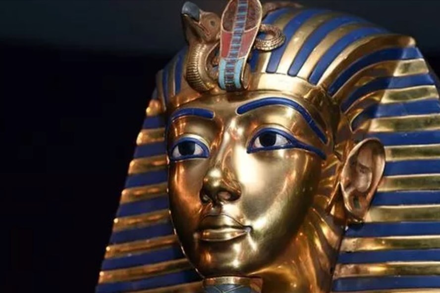 Mặt nạ Pharaoh Ai Cập Tutankhamun. Ảnh chụp màn hình