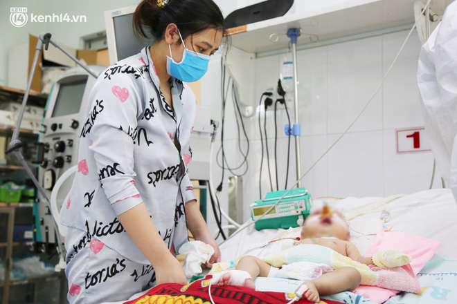 Cân não giành sự sống cho hàng trăm em bé F0 nguy kịch ở bệnh viện tuyến cuối điều trị Covid-19