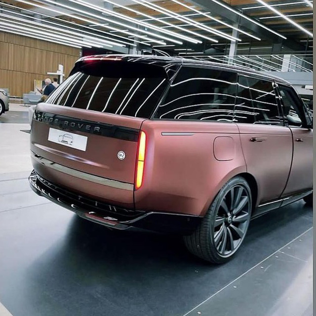 Range Rover đời mới lộ ảnh nóng ngay trước ngày ra mắt: Đèn hậu siêu đẹp - 5