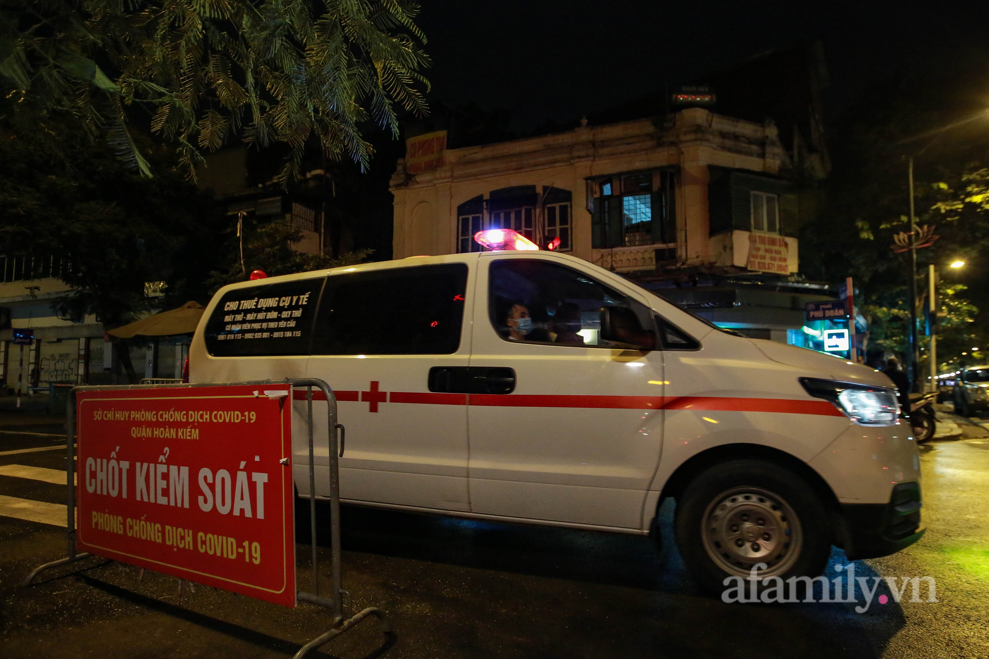 Bệnh viện Việt Đức chính thức được gỡ phong tỏa sau 18 ngày - 1
